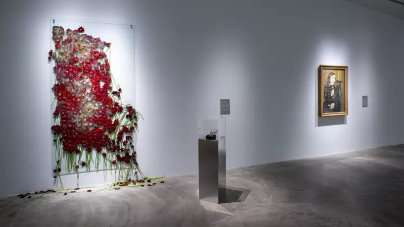 Pera Müzesi'nde Annebella Pollen ile British Council Koleksiyonu Konuşulacak