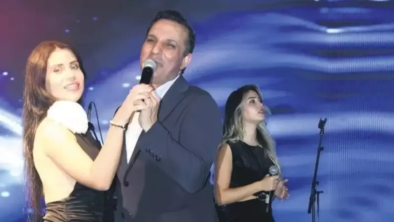 Rafet El Roman Hayranıyla Unutulmaz Düet Yaptı ve Dans Etti