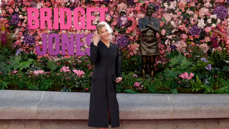 Renee Zellweger'ın Bridget Jones Heykeli Londra'da Açıldı