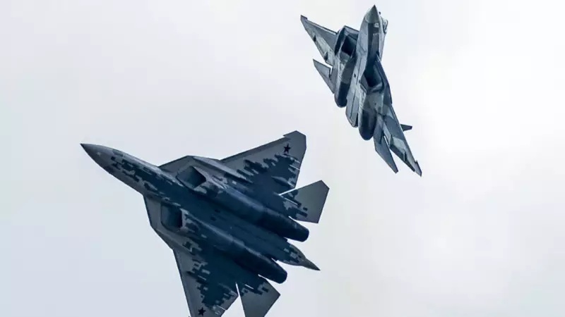 Rusya Su-57'nin İlk İhracatını Gerçekleştirdi: 2 Uçak Teslim Edildi