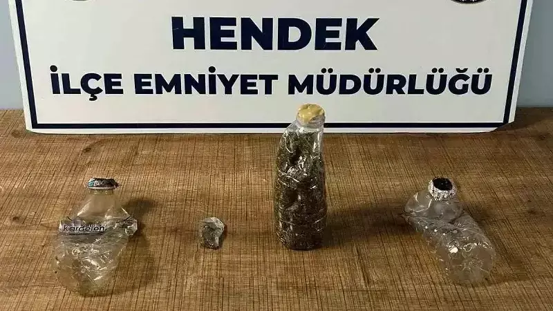 Sakarya'da 22 Yıl Hapis Cezalı 2 Şüpheli Jandarma Operasyonuyla Yakalandı