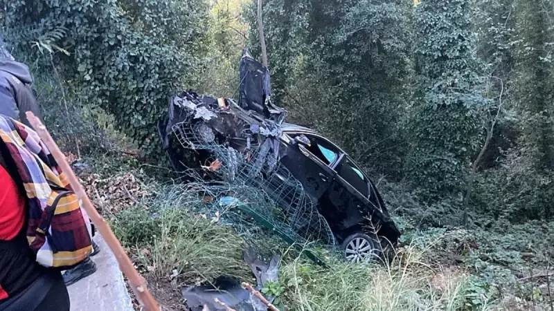 Sarıyer'de Ehliyetsiz Sürücü Kaza Yaptı: 2'si Çocuk 3 Yaralı