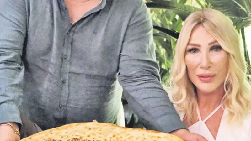 Seda Sayan Maslak'ta Yeni Açılan Kebap Restoranını Ziyaret Etti