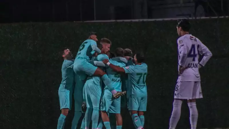 Serikspor, Sarıyer'i 3-0 Mağlup Ederek Play-Off Yolunda