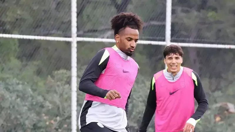 Serikspor Yeni Sezon Hazırlıklarına Antrenmanla Başladı