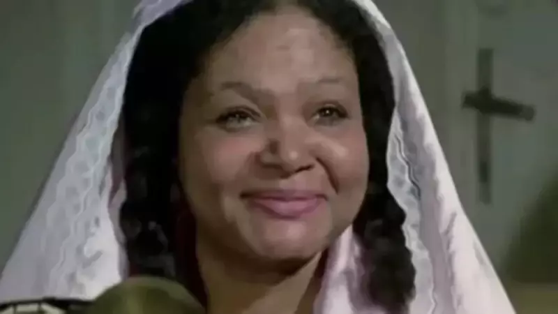 Süt Kardeşler'in Yasemin'i Yasemin Esmergül'ün Memleketi Şaşırttı!