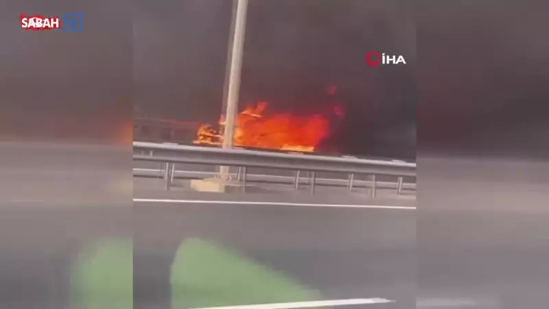 İstanbul Havalimanı Yolunda Otomobil Alev Aldı: 2 Kişi Son Anda Kurtuldu