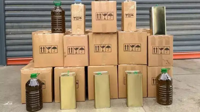 İstanbul'da Sahte Yağ Operasyonu: 6 Gözaltı, 10 Ton Ele Geçirildi