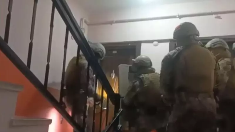 Sultanbeyli'de Suç Örgütüne Operasyon: 13 Tutuklama