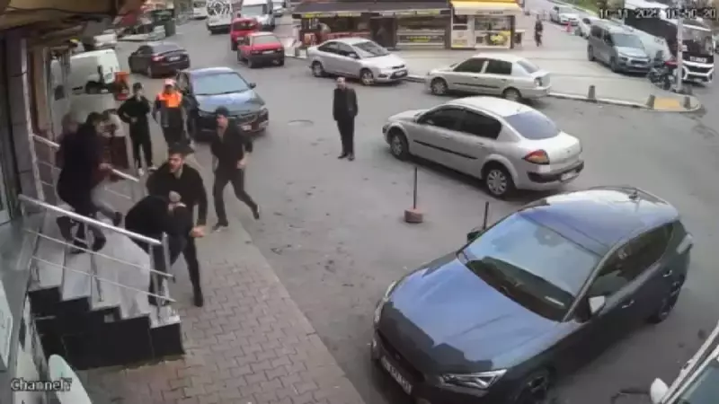 Sultangazi'de 'Musluğu Açık Bıraktın' Kavgası: Bıçaklı Saldırıya Dönüştü