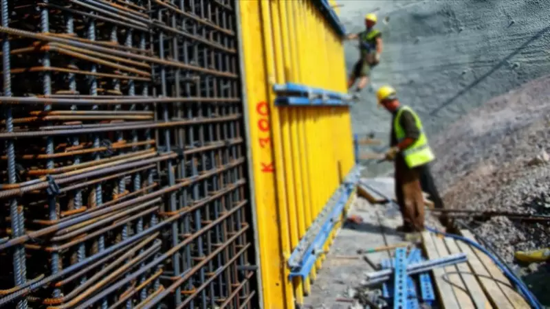 Türk-İş'ten Bakan Işıkhan'a Hapis Cezası Talebi: İş Güvenliğinde Caydırıcı Yaptırım İstendi