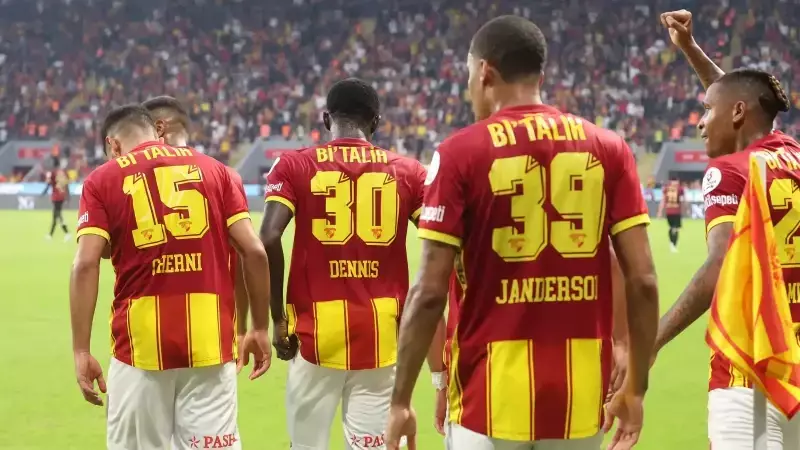 Volkan Demirel'in Göztepe'si İlk Maçında Sert Duvara Çarptı! Sakaryaspor'dan Tek Golle Gelen Hüsran