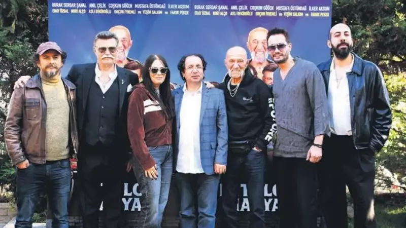 Yeşilçam'ın Unutulmaz Yıldızları Sahnelere Dönüyor: İşte O Büyük Buluşma!