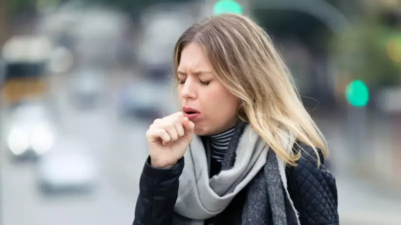 Zatürre Uyarısı: Öksürüğü Hafife Almayın, Ölüme Sürükleyebilir!