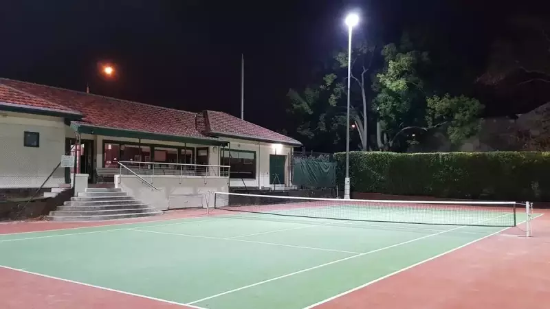 İzmir Urla'da 22 Yaşındaki Elektrik İşçisi Yüksekten Düşerek Hayatını Kaybetti