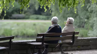 Almanya'da Emeklilik Reformu Koalisyonu Böldü: 18 Milletvekili İsyanı