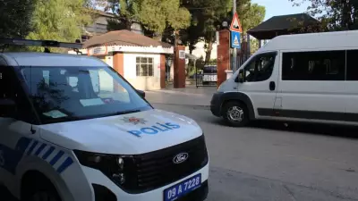 Aydın'da okul önünde bıçaklı kavga: 2 öğrenci yaralandı