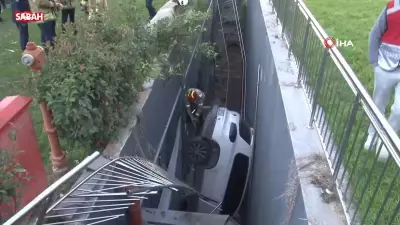 Bahçelievler'de Otomobil Otoparktan Çıkıp Boşluğa Uçtu: 5 Metrelik Düşüş
