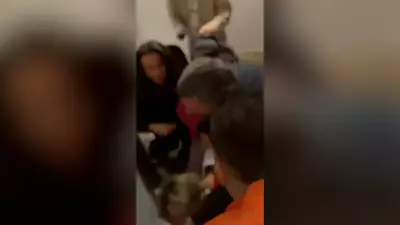 Derya Uluğ ve Nişanlısının Komşu Kabusu: 'İçeride Çocuk Var'