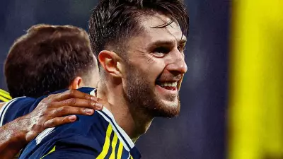 Fenerbahçeli İsmail Yüksek'ten Aşk İtirafı! Sosyal Medyayı Salladı