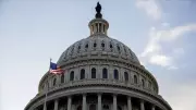 ABD'de Geçici Bütçe Taslağı Senato'dan Geçti: Hükümet Kapanması Önlendi