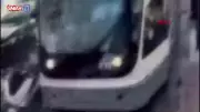 Beyoğlu'nda Tramvay Motosiklete Çarptı: 2 Yaralı | Video