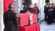 Şehit Pilot Yarbay Gökhan Korkmaz Son Yolculuğuna Uğurlandı: Oğlu Babasının Kıyafetleriyle Törende