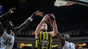Fenerbahçe Beko, Virtus Bologna'yı 66-64 mağlup etti!