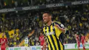 Fenerbahçe'den İrfan Can Kahveci ve Cenk Tosun Açıklaması: Belirsizlik Kalkınca Paylaşacağız