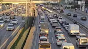 İstanbul'da Ara Tatil Sonrası Trafik Yoğunluğu %80'e Ulaştı