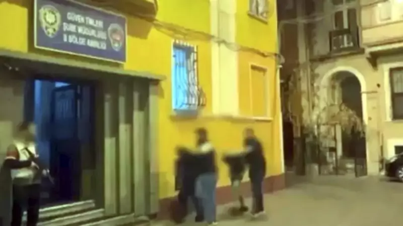 Beyoğlu'nda Acımasız Hırsızlık: Epilepsi Nöbeti Geçiren Hastanın Telefonu Çalındı