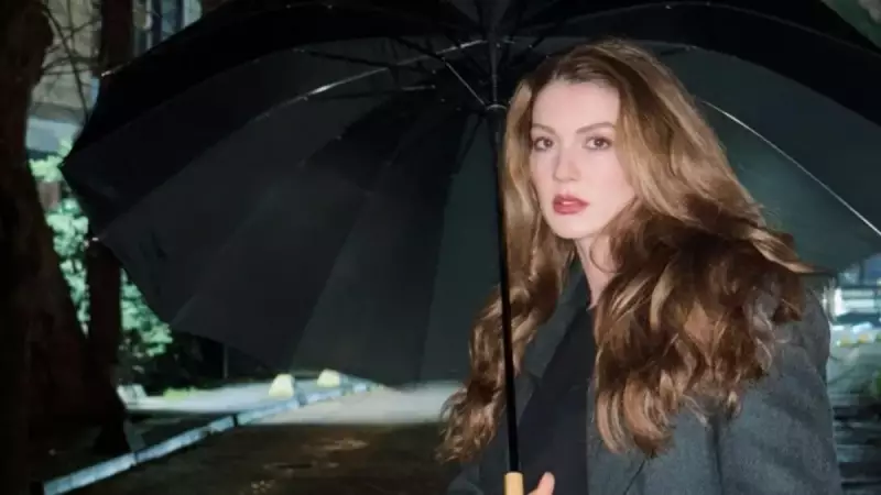 Burcu Özberk Acı Kaybını Duyurdu: Büyükbabası Cumhuriyet Yıldızlar'ı Kaybetti