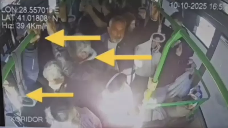 Büyükçekmece'de otobüste yankesicilik: Kamera görüntüleriyle yakalandılar!