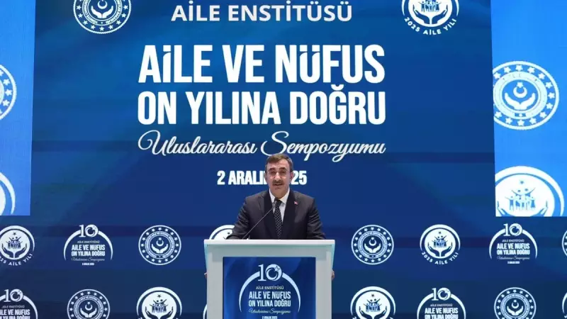 Cevdet Yılmaz'dan Kritik Uyarı: Türkiye'nin Doğurganlık Hızı Çarpıcı Şekilde Düşüyor