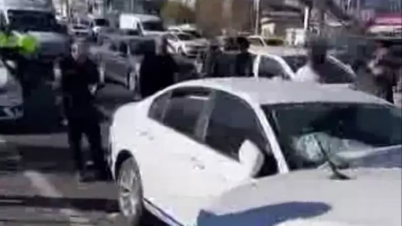 Diyarbakır'da Zincirleme Kaza: 4 Araç Birbirine Girdi, 4 Yaralı