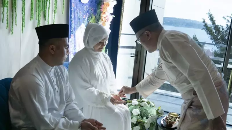 Malezya Düğün Gelenekleri İstanbul'da Tanıtıldı: Mehmet ve Nur'un Evliliği