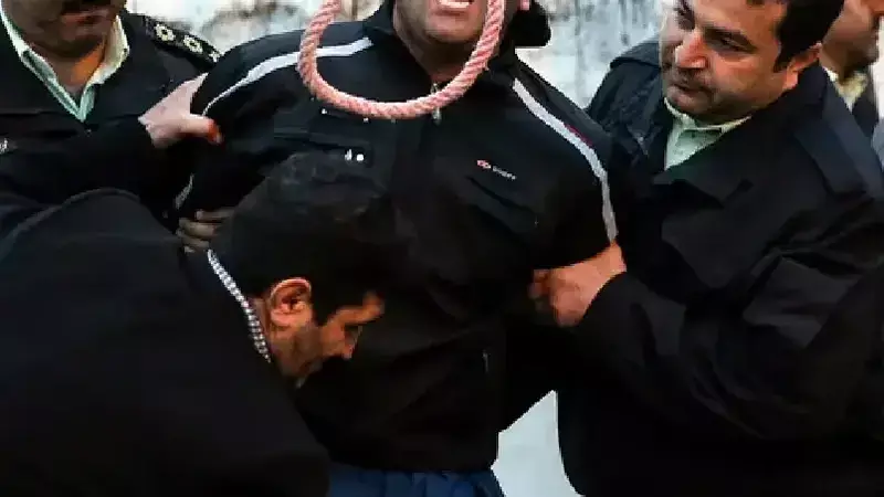 İran'da Eşini Öldüren Adam Kısas Cezası İle İdam Edildi
