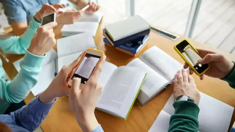 Öğrenciler İçin Vergi Muafiyeti: iPhone ve PlayStation Fiyatları Düşüyor