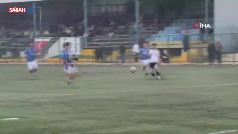 Tekirdağ Süper Amatör Lig'de 5 Kırmızı Kart ve Hakemin Soyunma Odasına Çekilmesiyle Ertelenen Maç