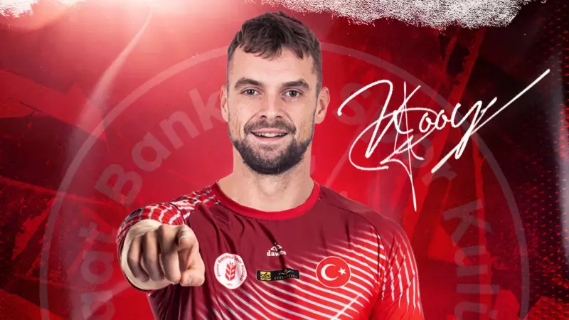 Ziraat Bankkart, Hollandalı Yıldız Dick Kooy'u Kadrosuna Kattı