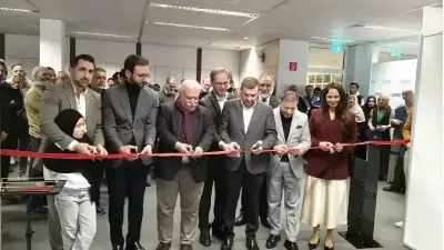 Avrupa'da Bir İlk: 'Sabahın Renkleri' Ebru Sergisi 20 Gün Açık Kalacak