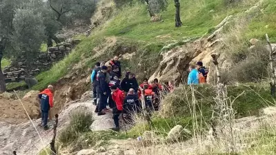 Aydın'da Define Kazısı Faciası: Tünelde Mahsur Kalan Şahıs Kurtarılmayı Bekliyor