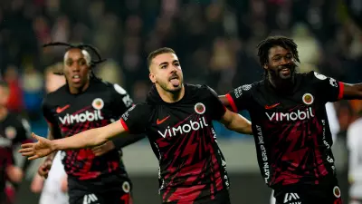 Gençlerbirliği 4-3 Trabzonspor: Bordo-Mavililer Eryaman'da Yara Aldı