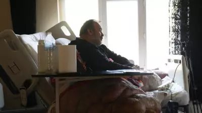 Kayseri'de 300 Kiloya Ulaşan Fil Hastası Engin Akbadal'ın Tedavisi İçin 12 Milyon TL Gerekiyor