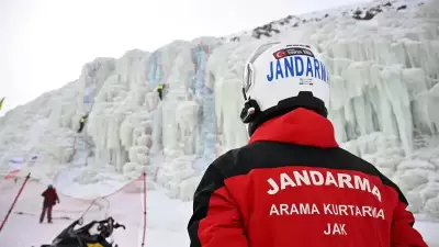 Palandöken'de JAK Timleri 7/24 Görev Başında: Kayakçıların Güvenliği İçin Nöbetteler