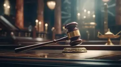 Uğur Kömür'e 8 Ay Hapis Cezası, Tebliğ İlanla Yapılacak