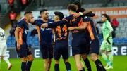 Başakşehir Gaziantep FK'yı 5-1 Yendi: Ligin İlk Yarısı Galibiyetle Kapandı