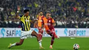 Fenerbahçe'den Galatasaray'a Maç Sonu Gönderme: 'Futbol Ayakta Oynanıyor'
