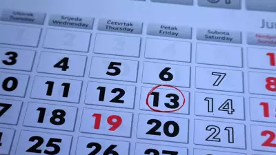 13. Cuma Korkusu: Bir Sayı ve Gün Neden Bu Kadar Güçlü Bir Batıl İnanca Dönüştü?