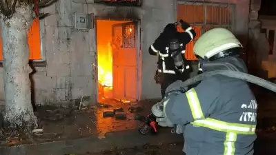 Adıyaman'da Metruk Evde Soba Yangını: Muzaffer D. Polise Götürüldü